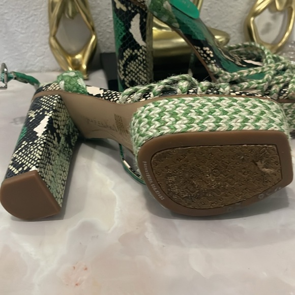 Gianni bini  sandals  size 6 - Picture 4 of 11